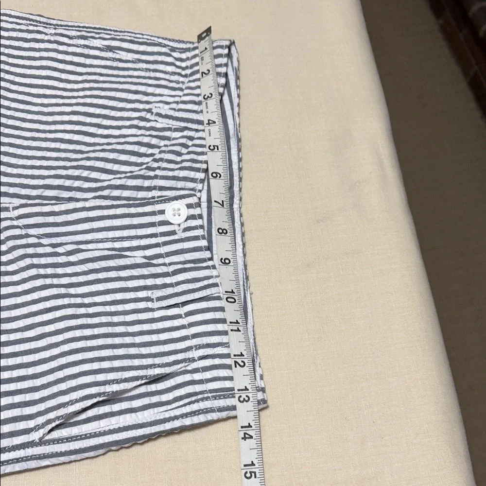 GAP Kids Gray/Blue & White Striped Seersucker Shorts, Adj Waist. Sizes 8 & 10.